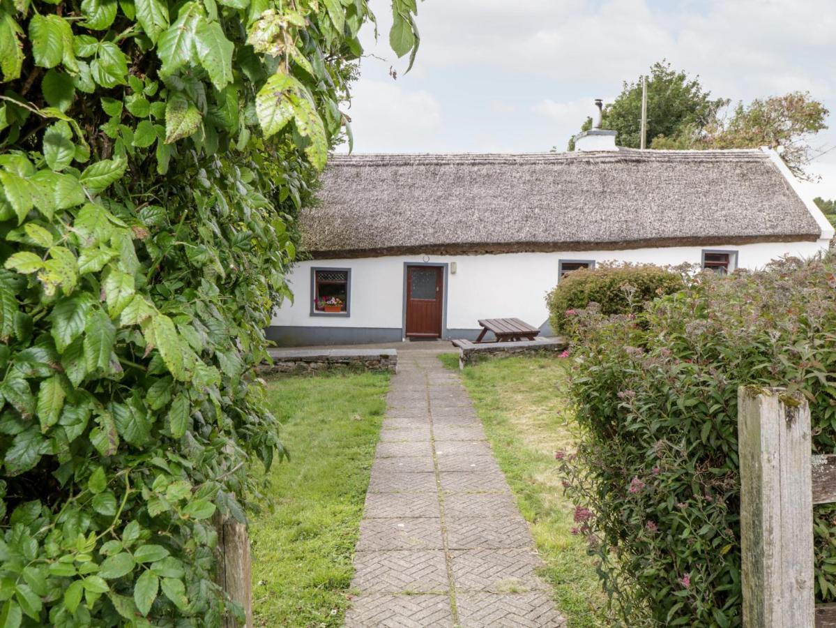 The Thatched Cottage Liscarney Екстериор снимка